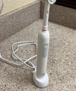 Oral-B Pro 1000 Rechargeable Electric Toothbrush, White Rechargeable Handle 40 71uPcc lFL