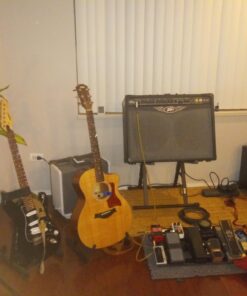 On-Stage RS7000 Tilt-Back Amp Stand (Setup for Guitar Combo Amplifiers and Speakers, 150 lb Capacity, Adjustable Height, Nonslip Rubber Arms and Feet, Portable, Folding, Steel, Black) 36 71ua5f9W3L