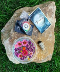 Alternative view of Moonology: Working with the Magic of Lunar Cycles