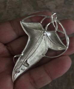 The Noble Collection Lord of The Rings: LóRien Leaf Brooch 27 71ukMtjj aL