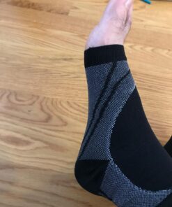 Laneco Plantar Fasciitis Socks (3 Pairs), Compression Foot Sleeves with Heel Arch & Ankle Support, Great Foot Care Compression Sleeve for Men & Women 21 71v xCPqTrL