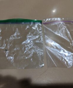 Ziploc Sandwich and Snack Bags, Storage Bags for On the Go Freshness, Grip 'n Seal Technology for Easier Grip, Open, and Close, 90 Count 36 71vKoXhIaDL