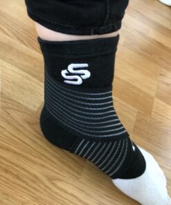 Sleeve Stars Ankle Brace for Women & Men, Achilles & Plantar Fasciitis Relief Compression Sleeve, Foot Brace with Ankle Support Strap, Heel Protector Wrap for Pain, Tendonitis & Sprain (Single/Black) One Size Black 1 32 71vMrNaIfzL