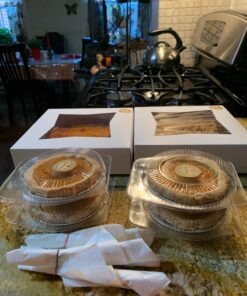 Gourmet 10in White Bakery Boxes 25 Pk. Cute Window Displays for Pies, Cakes, Cupcakes , Pastries. Transport Baked Goods w/ Sturdy, Easy-to Use Carriers. Give Sweet Holiday Gifts at Work, School 37 71vZrVkbLSL