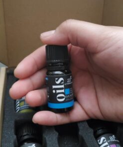 ArtNaturals Aromatherapy Top-6 Essential Oil Set - (6 x 10ml Bottles) - 100% Pure of The Highest Therapeutic Grade - Premium Gift Set – Lavender, Peppermint, Tea Tree, Eucalyptus 42 71vkXcDxRsL