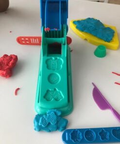 Play-Doh Basic Fun Factory Shape Making Machine with 2 Non-Toxic Play-Doh Colors 14 71vksMNQA1L