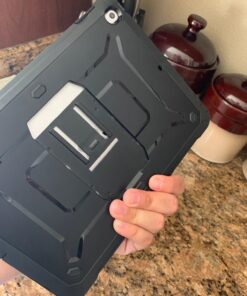 SUPCASE Unicorn Beetle Pro Series Case Designed for iPad 9.7 2018/2017, with Built-in Screen Protector & Dual Layer Full Body Rugged Protective Case for iPad 9.7 5th / 6th Generation(Black) Black 50 71vtUdhoJ1L