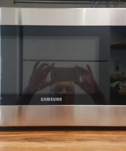 SAMSUNG 1.1 Cu Ft Countertop Microwave Oven w/ Grilling Element, Ceramic Enamel Interior, Auto Cook Options,1000 Watt, MG11H2020CT/AA, Stainless Steel, Black w/ Mirror Finish,15.8"D x 20.4"W x 11.7"H 47 71wJruELgHL