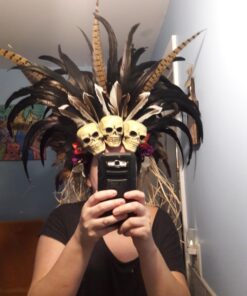 Fun Express Small Skulls for Halloween - Set of 3 - Use for Shrunken Heads and Scary Home Decor 35 71wKHegFPPL