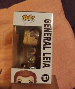 Star Wars: The Force Awakens POP Vinyl Figure: General Leia 13 71wPOHkkFdL