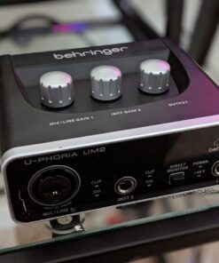 Behringer U-Phoria UM2 USB Audio Interface 1-Channel 45 71wUKdPFnKL
