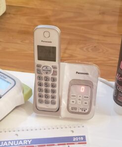 Panasonic DECT 6.0 Expandable Cordless Phone with Answering Machine and Smart Call Block - 2 Cordless Handsets - KX-TGD532W (White/Silver) White/Silver 2 Handsets Talking Caller ID + Answering Machine 35 71waOCKvkeL
