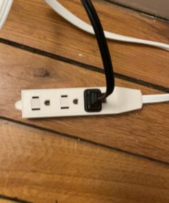 Woods SlimLine 2241 16/3 Flat Plug Indoor Extension Cord 8-Foot 3 Outlets Right Angled Plug Space Saving Design UL Listed 8 Foot (Pack of 1) 36 71wbLDMCkIL