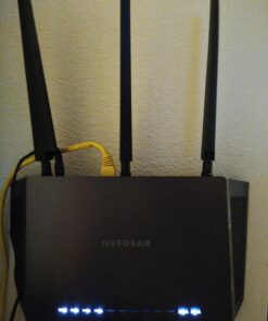 NetGear R7000P-100NAR Nighthawk AC2300 2Band WiFi Router - Certified Refurbished AC2300 WiFi 30 71wodf1gYfL