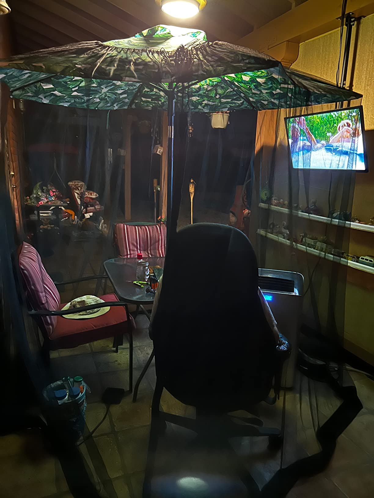 Best Choice Products 9ft Adjustable Mosquito Net for Umbrellas 7.5-11ft, Bug Screen Patio Umbrella Accessory for Outdoor Market Offset Cantilever w/Polyester Mesh Net, Zipper Door, Fillable Base 14 Best Choice Products 9ft Adjustable Mosquito Net for Umbrellas 7.5-11ft, Bug Screen Patio Umbrella Accessory for Outdoor Market Offset Cantilever w/Polyester Mesh Net, Zipper Door, Fillable Base - Image 14