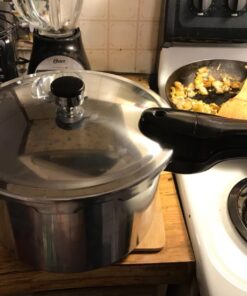 Presto 01282 8-Quart Aluminum Pressure Cooker Silver 20 71x1PZ9KqkL