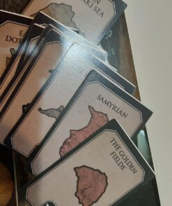 USAOPOLY Risk Themed Game of Thrones Strategy Board Game |for Game of Thrones Fans | Official Merchandise | Based on The TV Show on HBO 85 71x816dJ3yL