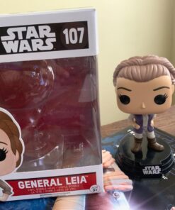 Star Wars: The Force Awakens POP Vinyl Figure: General Leia 14 71xYb9nWrlL