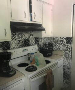 Rust-Oleum, Black, 207006 Marine Topside Paint, 1-Quart, 32 Fl Oz (Pack of 1) 32 Fl Oz (Pack of 1) Marine Topside Enamel Paint 51 71xgkAGrZjL