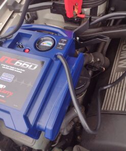 Clore Automotive Jump-N-Carry JNC660 1700 Peak Amp 12 Volt Jump Starter , Blue 34 71xmMoLZdUL