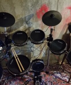 Alesis Drums Command Mesh Kit - Electric Drum Set with USB MIDI Connectivity, 600+ Electronic & Acoustic Drum Kit Sounds and Dual Zone Mesh Pads Old Model Drum Set Only 29 71xurr5qJXL