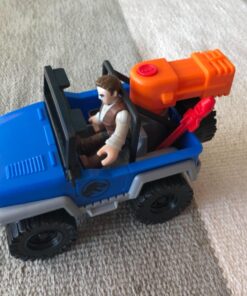 Fisher-Price Imaginext Jurassic World T. rex Dinosaur Toy with Owen Grady Figure, Light-Up Eyes & Chomping Action for Ages 3+ Years, 7-Piece Set (Amazon Exclusive) 36 71xuvsZhlTL