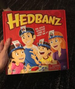 Spin Master Games Hedbanz, Quick Question Picture Guessing Family Game for Game Night Headbands Board Game, for Adults and Kids Ages 7 and up (Edition May Vary) Hedbanz Classic 36 71y2bB7rVtL