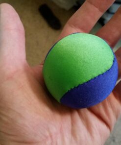 Water Balls Bounce On Water - Pool Ball & Beach Toys for Kids & Adults. Extreme Skipping Fun Games Everyone Will Love. Skip While Swimming and Keep Toddlers / Older Kids Having a Blast (Green, 2 Pack) 27 71y5R6fsHYL