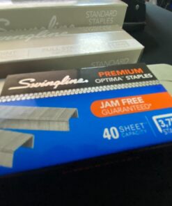 Swingline Staples, Premium for Desktop Staplers, 1/4" Length, 210/Strip, 3750/Box, Jam Free, Optima (35556) 1/4" 18 71y73P7xjuL