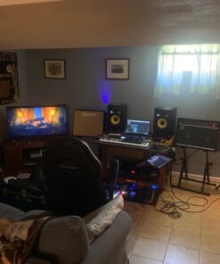 On-Stage RS7000 Tilt-Back Amp Stand (Setup for Guitar Combo Amplifiers and Speakers, 150 lb Capacity, Adjustable Height, Nonslip Rubber Arms and Feet, Portable, Folding, Steel, Black) 40 71y744AztuL