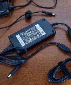 VELCRO Brand ONE-WRAP Cable Ties, 100Pk, 8 x 1/2" Black Cord Organization Straps, Thin Pre-Cut Design, Wire Management for Organizing Home, Office and Data Centers 29 71yE9mnCKeL