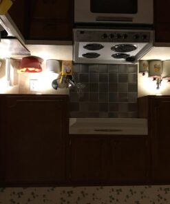 Brilliant Evolution Tap Light Push Lights 6pk w/Batteries + Remote, LED Stick On Lights Under Cabinets Battery Puck Lights with Remote - Under Counter Lighting Wireless Closet Kitchen Night Lights 6 pack (18 batteries included) 41 71yW Ma5PL