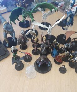 WizKids Dungeons & Dragons Icons of The Realms: Tyranny of Dragons Booster (8) D&D Minis 98 71yWYhlcwOL