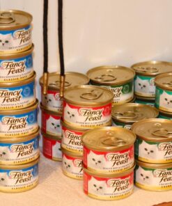 Purina Fancy Feast Classic Pate Ocean Whitefish and Tuna Feast Classic Grain Free Wet Cat Food Pate - (24) 3 oz. Cans Ocean Whitefish & Tuna 3 Ounce (Pack of 24) 26 71ynOx9FS6L