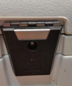 Igloo Hybrid Stainless and Plastic Latch (3.38 L x 0.57 W x 0.57 D Inches) - Black/Silver Black, Stainless Steel 55 71yxlNGAdfL