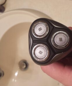 Philips Norelco Electric Shaver 3500, S3560/81 39 71z3ySmUW2L