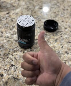 Sports Research Triple Strength Omega 3 Fish Oil 1250mg from Wild Alaska Pollock | Burpless Fish Oil Supplement with Omega-3 EPA & DHA | Sustainably Sourced, Non-GMO, Gluten Free - 90 Softgels 90 Count (Pack of 1) 32 71zep8C7tSL