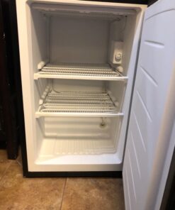 Magic Chef MCUF3S2 Compact Sleek 3 Cubic Foot Freestanding Mini Small Upright Freezer, Stainless Steel 3.0 cu. ft. 23 71zqa3iEl L