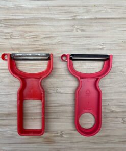 Kuhn Rikon Original Swiss Peeler 3-Pack Red/Green/Yellow Set of 3 Y Type Peeler 25 71zu7MVJreL