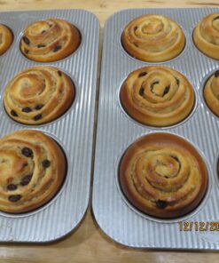 USA Pan Mini Round Cake and Cinnamon Roll Pan, 6 Well, Nonstick & Quick Release Coating, Made in the USA from Aluminized Steel, 15-3/4 by 11 Mini Cake & Cinnamon Roll Pan 50 71zvdhwDJDL 1