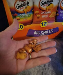 Goldfish Crackers Big Smiles Variety Pack with Cheddar, Colors, and Pretzels, Snack Packs, 30 Ct 40 71zx9Xjjn L