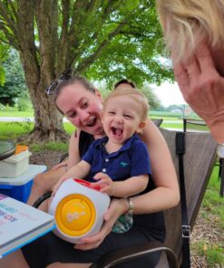 Munchkin® Mozart Magic® Cube Music Toy for Baby and Toddler - Includes 5 Instrument Sounds, 8 Mozart Songs and Lights 31 81 lkzYLL