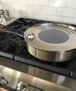 Dishwasher-Safe Splatter Screen Splash Guard for Kitchen Frying Pan Grease - Shields 99% of Stove Top from Bacon, Oil, or Deep Fryer - Easy to Clean or Store - Foldable Heat-Resistant Silicone Handle 34 81051dE2pdL