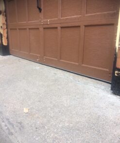 M-D Building Products 87668 18-Feet Universal Aluminum and Rubber Garage Door Bottom, Black 69 810EWxWgwXL