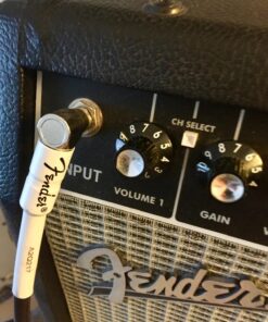 Fender Performance Series Instrument Cables (Straight-Right Angle) for electric guitar, bass guitar, electric mandolin, pro audio 10' Right Angle 14 8111inhfGvL