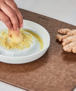 Kyocera 3.5” Ceramic Grater For Ginger, Cheese, Garlic, and More, Essential Kitchen Tool, White 3-1/2-Inch 27 811Qxez7FqL