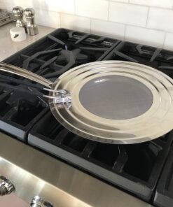 Dishwasher-Safe Splatter Screen Splash Guard for Kitchen Frying Pan Grease - Shields 99% of Stove Top from Bacon, Oil, or Deep Fryer - Easy to Clean or Store - Foldable Heat-Resistant Silicone Handle 35 811h4cH2wL