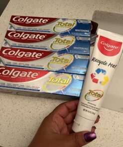 Colgate Total Teeth Whitening Toothpaste, 10 Benefits Including Sensitivity Relief ,Whitening Mint, 4.8 oz ( Pack of 4 ) Whitening Paste 4.8 Ounce (Pack of 4) 34 813Ks6wBwxL
