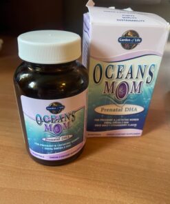 Garden of Life Oceans Mom Prenatal Fish Oil DHA, Omega 3 Fish Oil Supplement - Strawberry, 350mg Prenatal DHA Pregnancy Fish Oil Support for Mamas, Babys Brain & Eye Development, 30 Small Softgels 29 813bmTD MAL