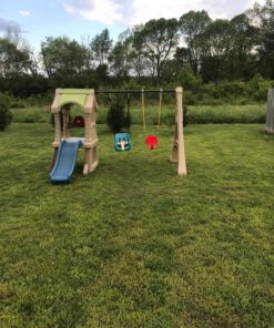 Step2 Play Up Gym Set for Kids, Outdoor Swing Set, Backyard Slide, Swings, Playhouse, & Crawl Space, Two Tier, Easy Set Up, Toddlers Ages 3-6 Years Old 29 814OBYgRklL